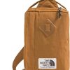 THE NORTH FACE Berkeley Field Bag | Water Repellent Vintage Style Travel Essential, SIing Holds Water Bottles, Phones & Keys
